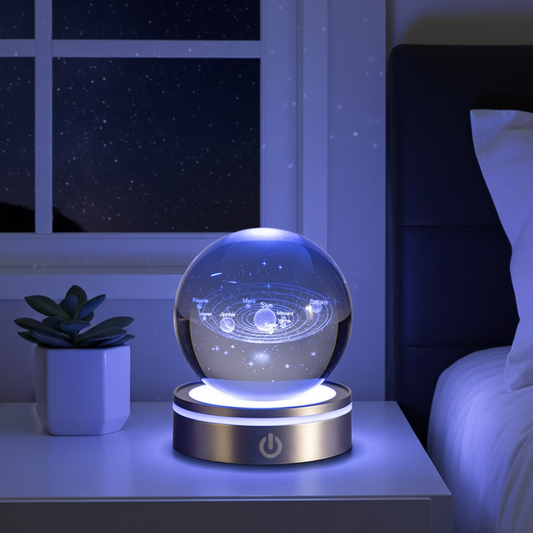 Boule de Cristal 3D Gravée — Veilleuse LED Colorée | 13 Motifs | 8cm