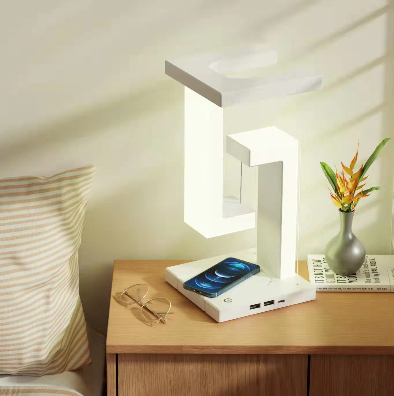 Lampe de Bureau Lévitation Magnétique avec Chargeur Sans Fil QI – Veilleuse Design