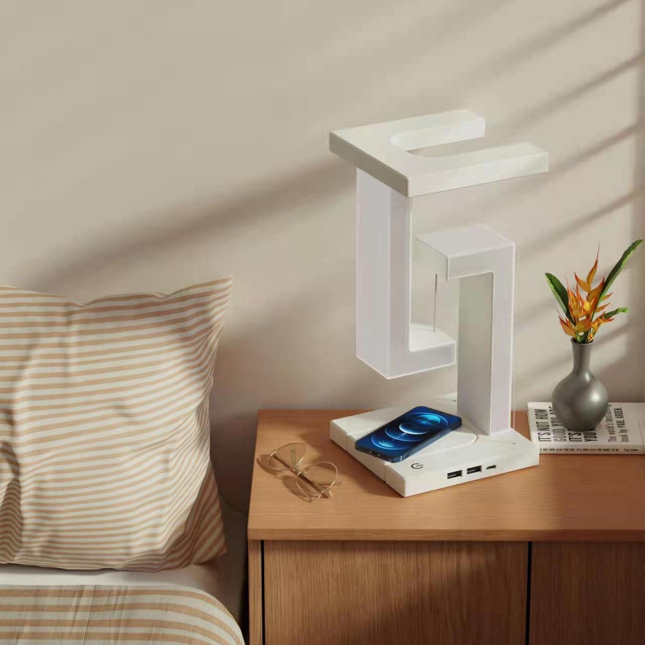 Lampe de Bureau Lévitation Magnétique avec Chargeur Sans Fil QI – Veilleuse Design